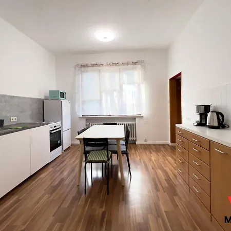 Große, Helle Monteurwohnung Apartment *