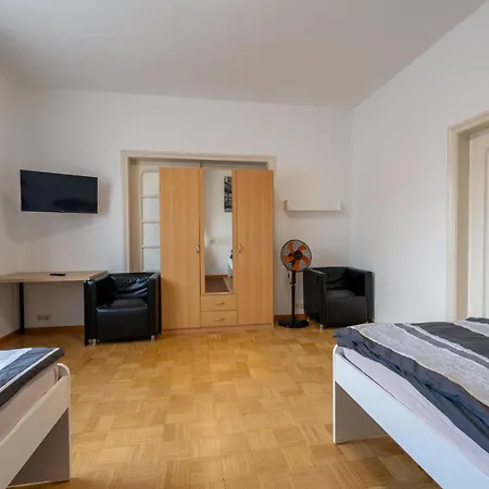 Space Comfort Mit Balkon Bis Zu 6 Personen Апартаменты *