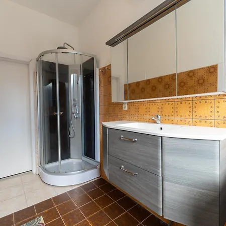 Space Comfort Mit Balkon Bis Zu 6 Personen